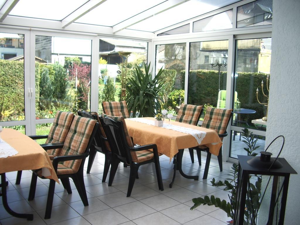 Hotel Gaestehaus Resi à Zeltingen-Rachtig Extérieur photo